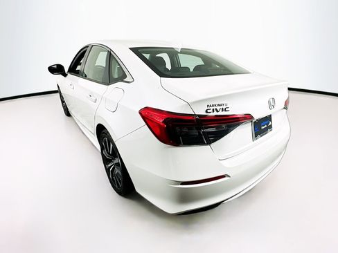 Used 2023 Honda Civic EX image 5