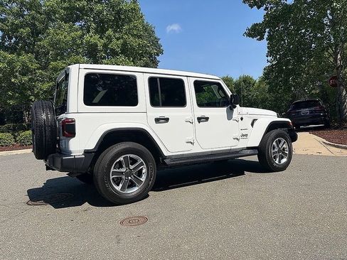 Used 2021 Jeep Wrangler Unlimited Sahara w/ Safety Group AWD/4WD image 3