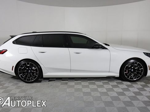 Used 2026 BMW M5 Touring image 5