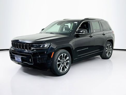 Used 2023 Jeep Grand Cherokee Overland w/ Adv Protech Group III AWD/4WD image 1