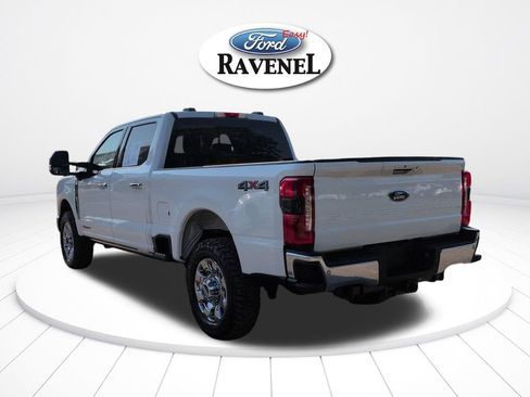 Used 2023 Ford F250 Lariat w/ Lariat Ultimate Package AWD/4WD image 6