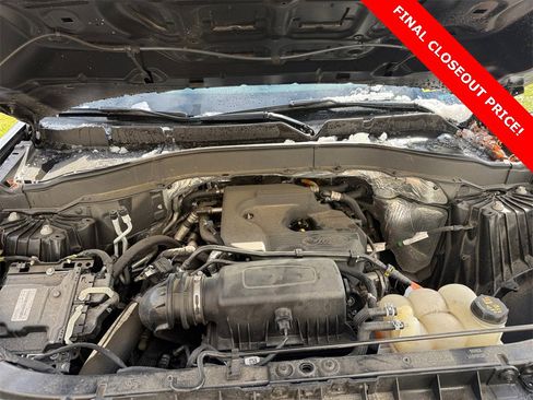 Used 2020 Ford Explorer XLT w/ Equipment Group 202A image 27