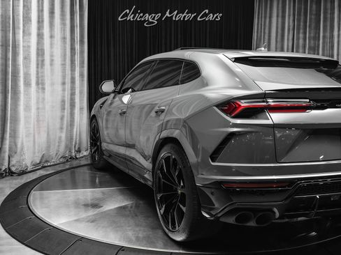 Used 2021 Lamborghini Urus AWD/4WD image 43