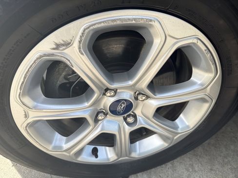 Used 2022 Ford EcoSport SE w/ SE Convenience Package image 36