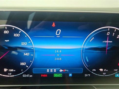 Used 2025 Mercedes-Benz GLC 350e GLC 350e image 39