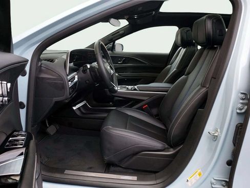 Used 2024 Cadillac Lyriq Luxury RWD image 18