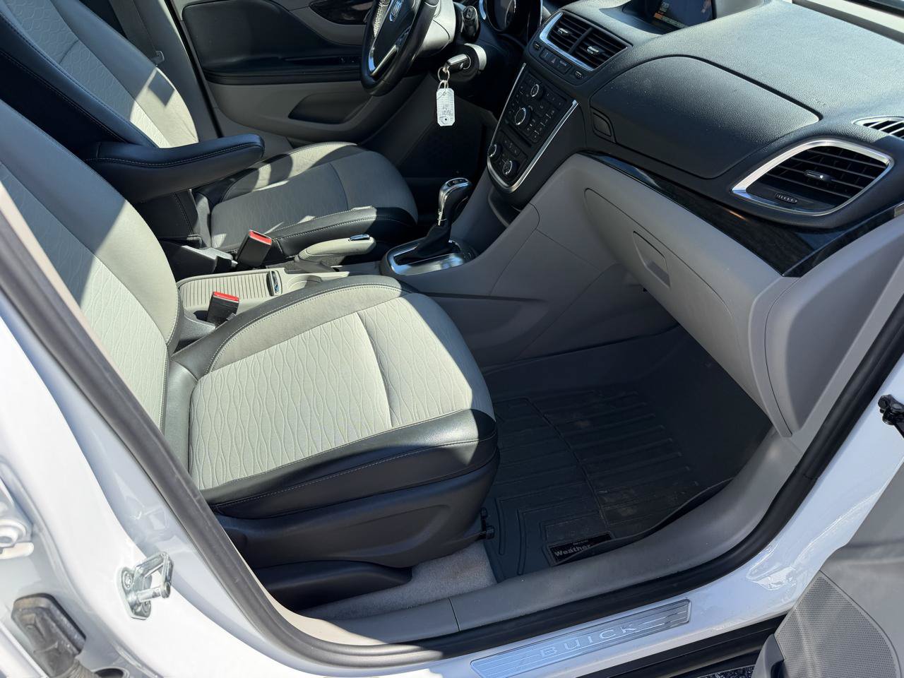 Used 2016 Buick Encore FWD image 15