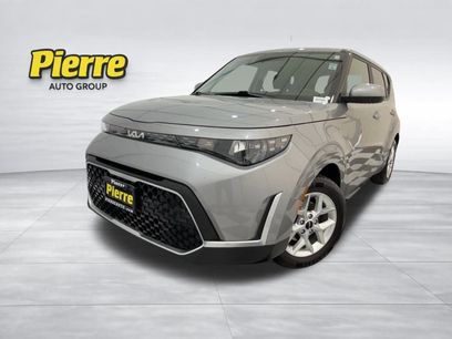Used 2023 Kia Soul LX w/ Option Group 015