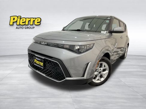 Used 2023 Kia Soul LX w/ Option Group 015 image 1