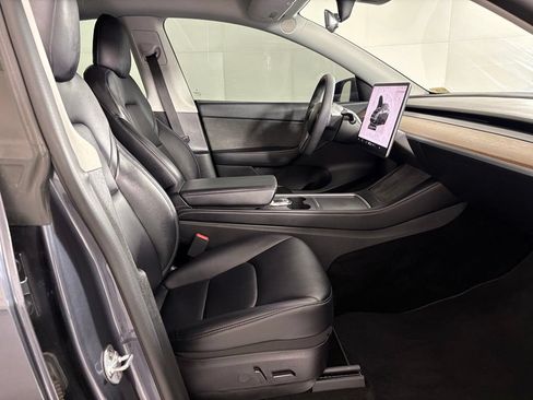 Used 2022 Tesla Model Y Performance AWD/4WD image 41