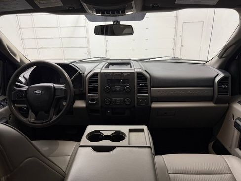 Used 2019 Ford F350 XL w/ Power Equipment Group AWD/4WD image 14