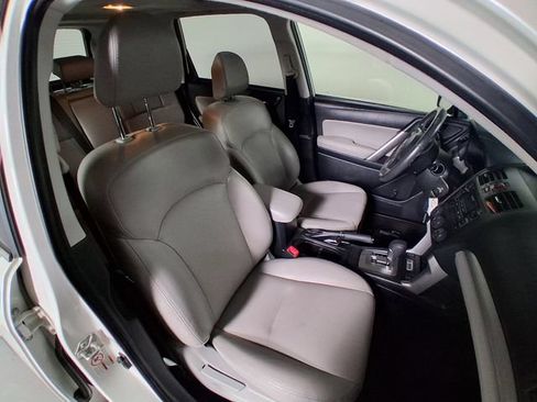 Used 2015 Subaru Forester 2.5i Limited w/ Popular Package #2 AWD/4WD image 16
