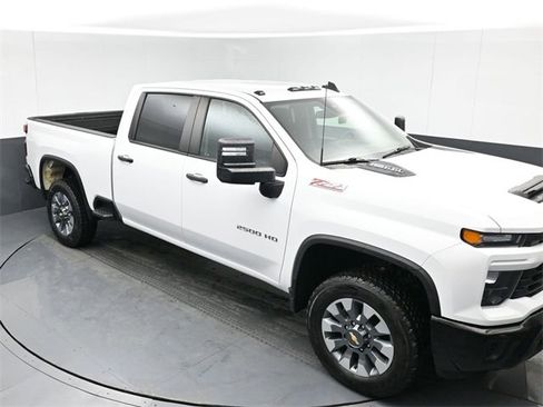 Used 2024 Chevrolet Silverado 2500 Custom w/ Custom Value Package image 37