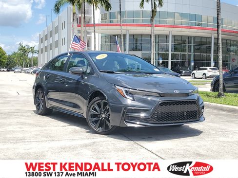 Used 2026 Toyota Corolla SE FWD image 1