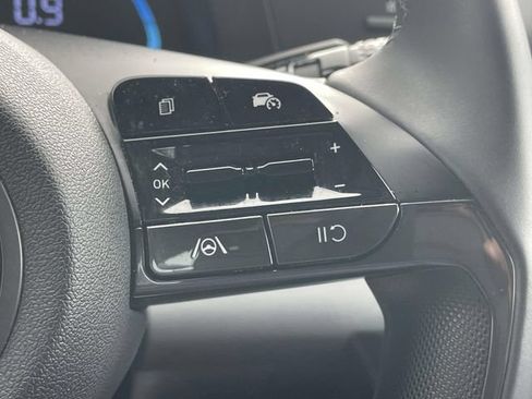 Certified 2025 Hyundai Elantra Sport FWD image 26