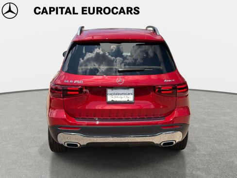 New 2026 Mercedes-Benz GLB 250 4MATIC image 6