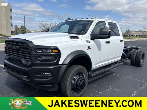 New 2026 RAM 5500 Tradesman AWD/4WD image 4