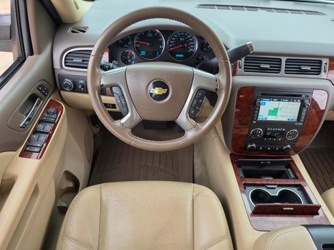 Used 2011 Chevrolet Tahoe LTZ image 15