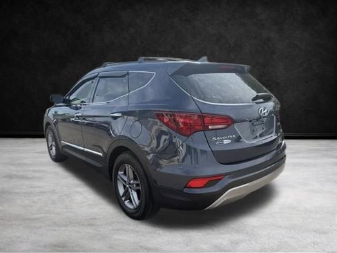 Used 2017 Hyundai Santa Fe Sport image 8