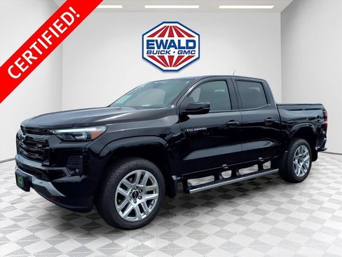 Certified 2025 Chevrolet Colorado Z71 w/ Technology Package AWD/4WD image 1