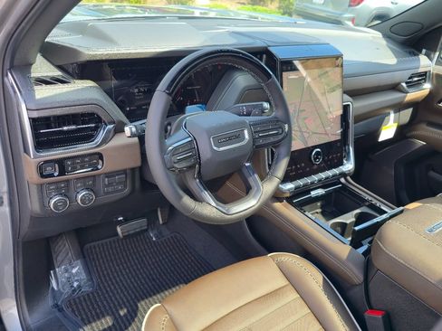 New 2026 GMC Yukon XL Denali Ultimate AWD/4WD image 12