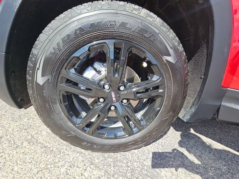 Used 2024 GMC Terrain AT4 w/ Tech Package AWD/4WD image 24