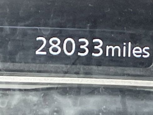 Used 2019 Nissan Kicks SV image 9