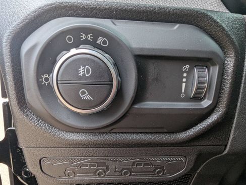 New 2026 Jeep Gladiator Sport AWD/4WD image 22