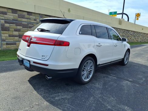 Used 2015 Lincoln MKT AWD w/ Equipment Group 201A image 10