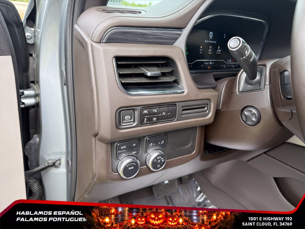 Used 2024 GMC Yukon SLT w/ SLT Luxury Package AWD/4WD image 18