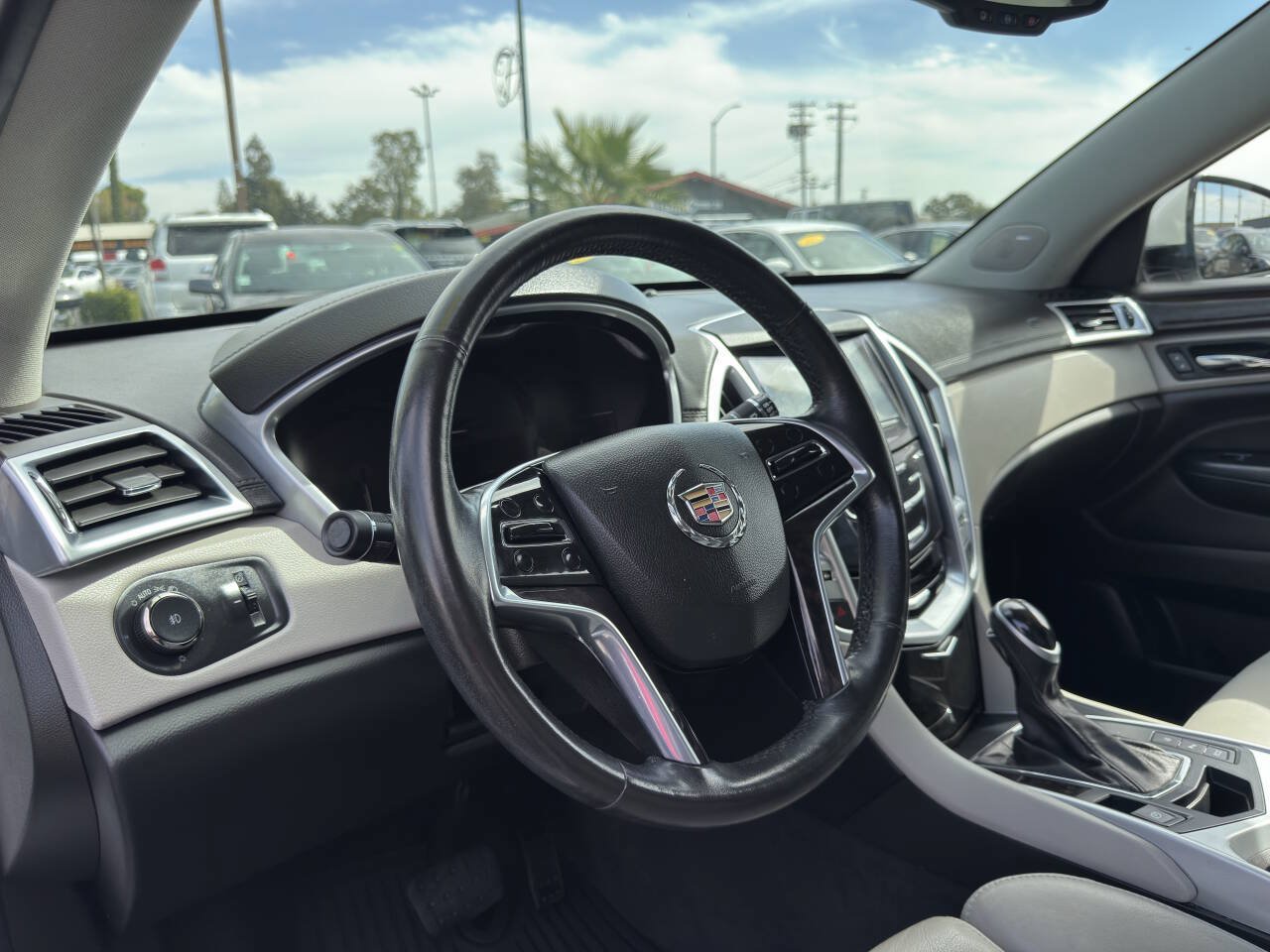 Used 2016 Cadillac SRX Premium w/ Driver Assist Package AWD/4WD image 16