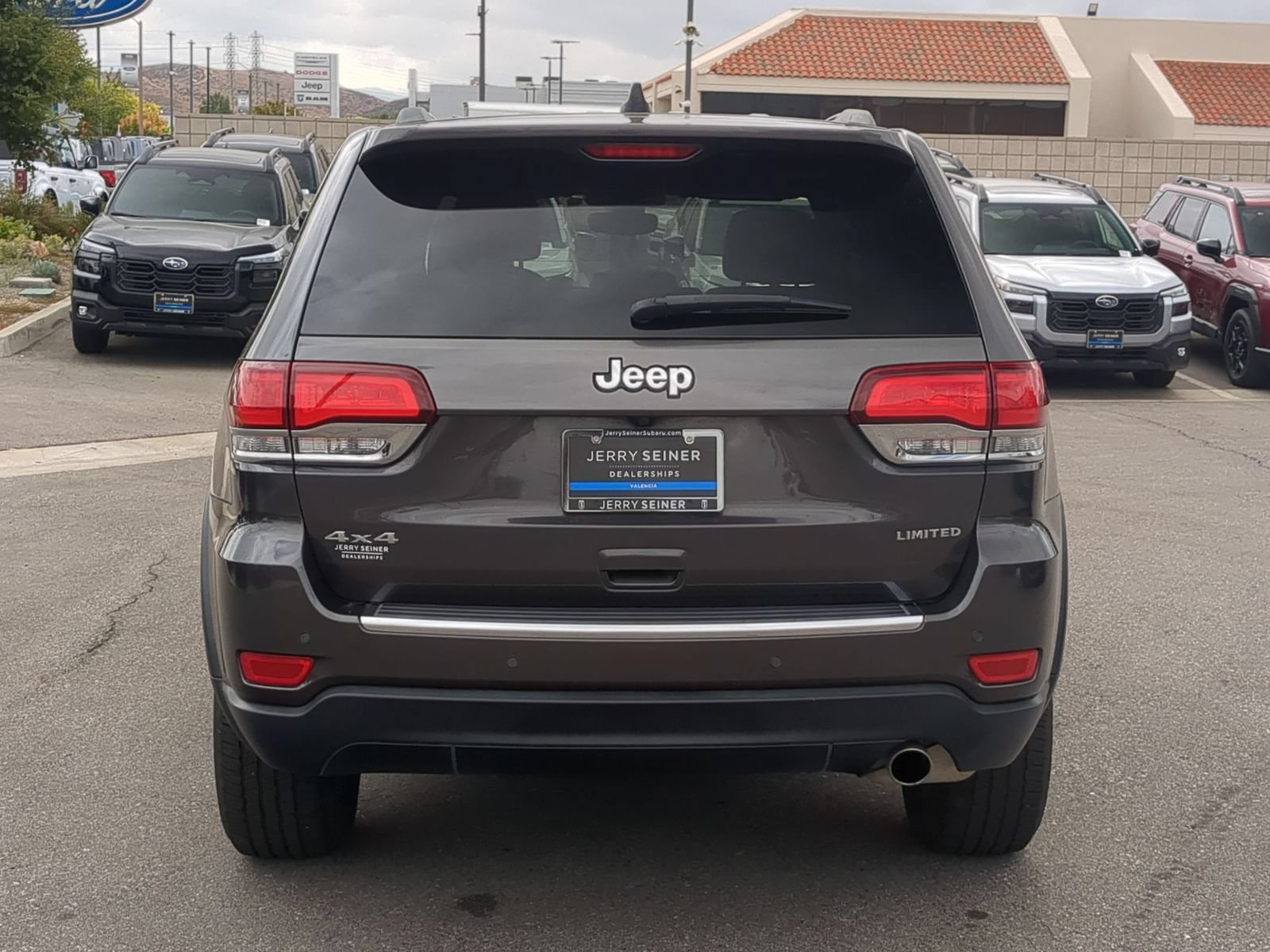 Used 2021 Jeep Grand Cherokee Limited AWD/4WD image 4
