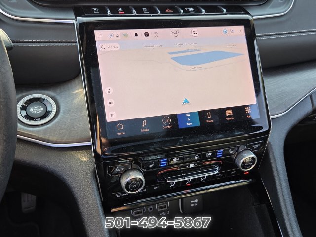 Used 2022 Jeep Grand Cherokee Overland AWD/4WD image 16