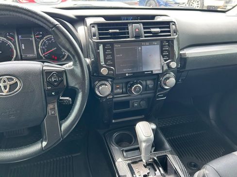 Used 2023 Toyota 4Runner TRD Off-Road Premium AWD/4WD image 19