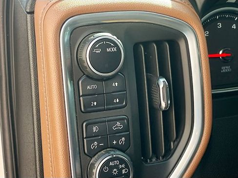 Used 2022 Chevrolet Silverado 1500 High Country AWD/4WD image 10