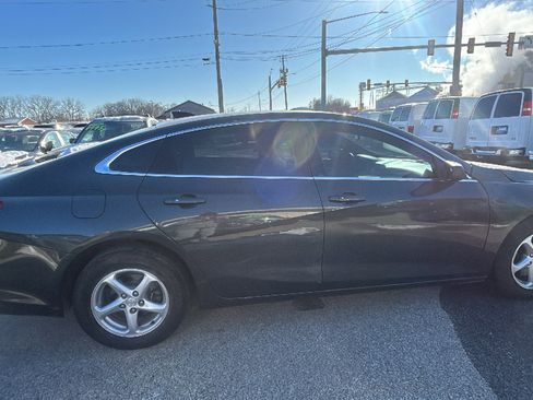 Used 2018 Chevrolet Malibu LS image 5