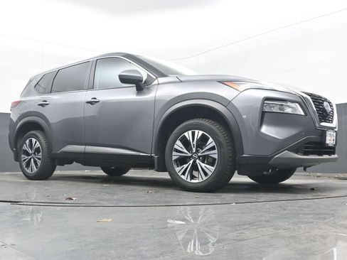 Certified 2023 Nissan Rogue SV image 21