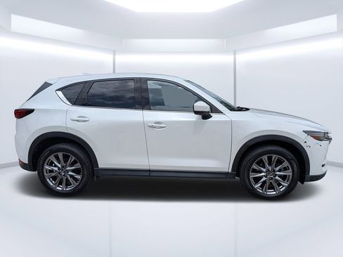 Used 2019 MAZDA CX-5 Signature image 2