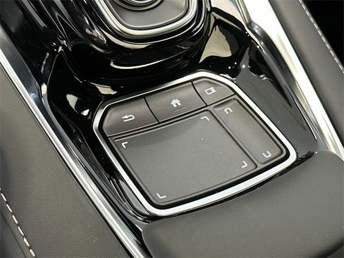 Used 2025 Acura RDX SH-AWD image 23