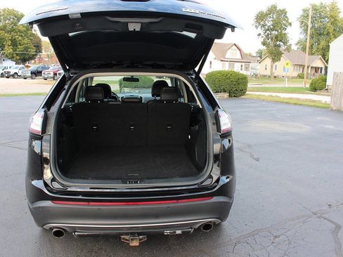 Used 2018 Ford Edge Titanium w/ Technology Package image 7