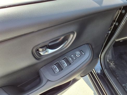 Used 2024 Honda HR-V Sport image 23