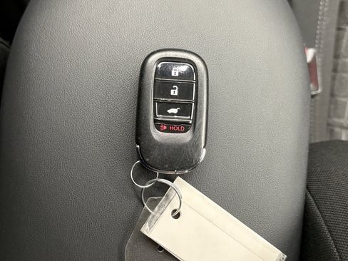 Used 2023 Honda HR-V LX image 19