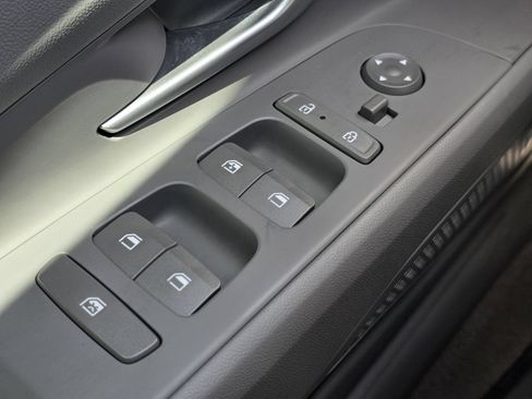 Certified 2025 Hyundai Elantra Sport FWD image 29