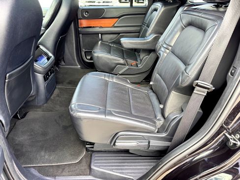 Used 2024 Lincoln Navigator Reserve image 20
