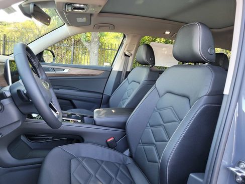 New 2026 Volkswagen Atlas SE AWD/4WD image 11