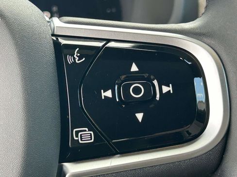 New 2026 Volvo XC90 B5 Core image 23