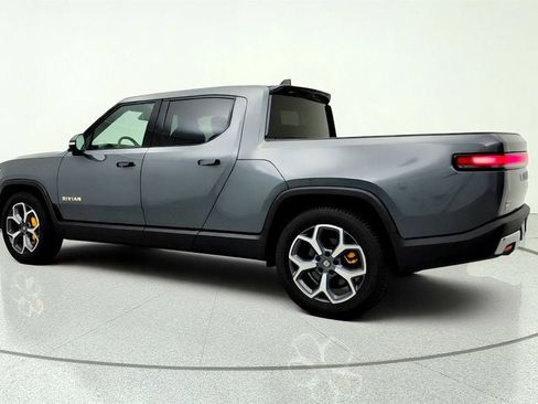 Used 2023 Rivian R1T Adventure AWD/4WD image 7