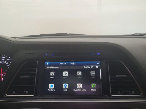 Used 2017 Hyundai Sonata Limited 2.0T FWD image 25