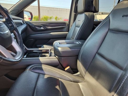 Used 2021 GMC Yukon Denali w/ Denali Ultimate Package AWD/4WD image 23