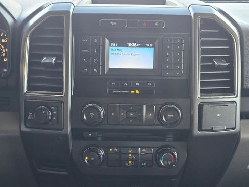 Used 2018 Ford F150 XLT w/ XTR Package image 12